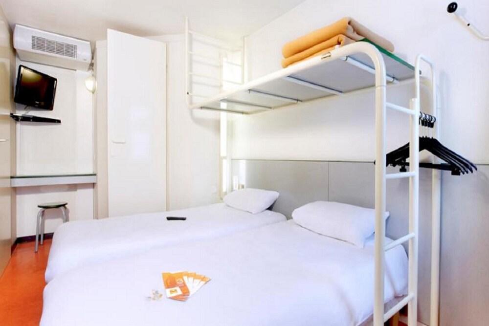 พรีเมียรคลาสวาเล็นซ์ซุด Hotel วาลองซ์ ภายนอก รูปภาพ